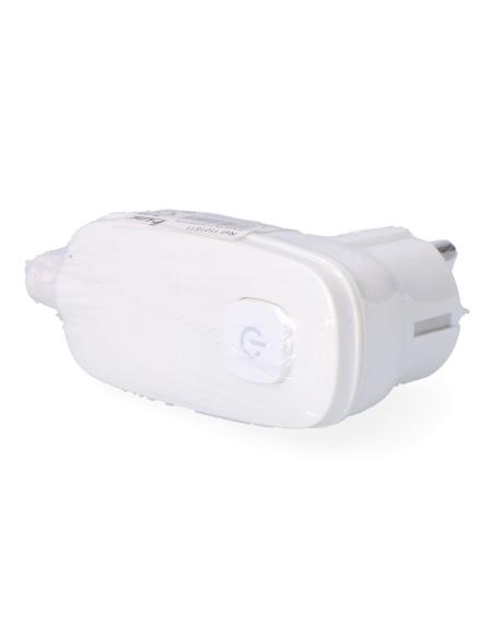Clavija con t/t (schuko) + interruptor luminoso 16 a 250 v, blanca, 95 x 40 x 70 mm (retractilado) 8435151010905 40215 F-LINE