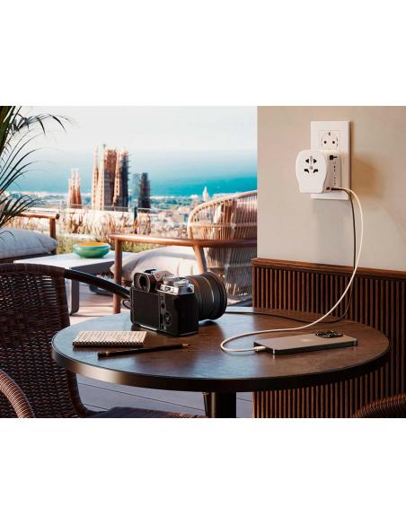 Adaptador viaje universal + 3 usb (1a+2c) 65 w 8412852982045 40092 SIMON